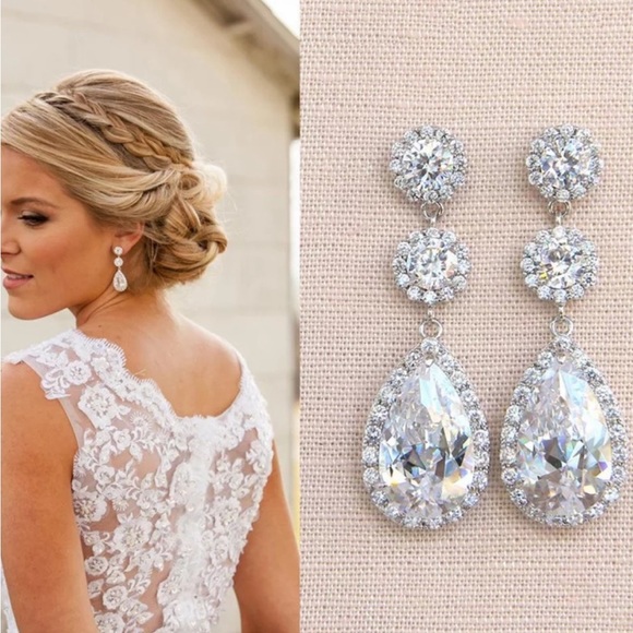 NEW 925 STERLING SILVER DIAMOND STUD EARRINGS, NICE EARRINGS, CUTE EARRINGS - Picture 2 of 3